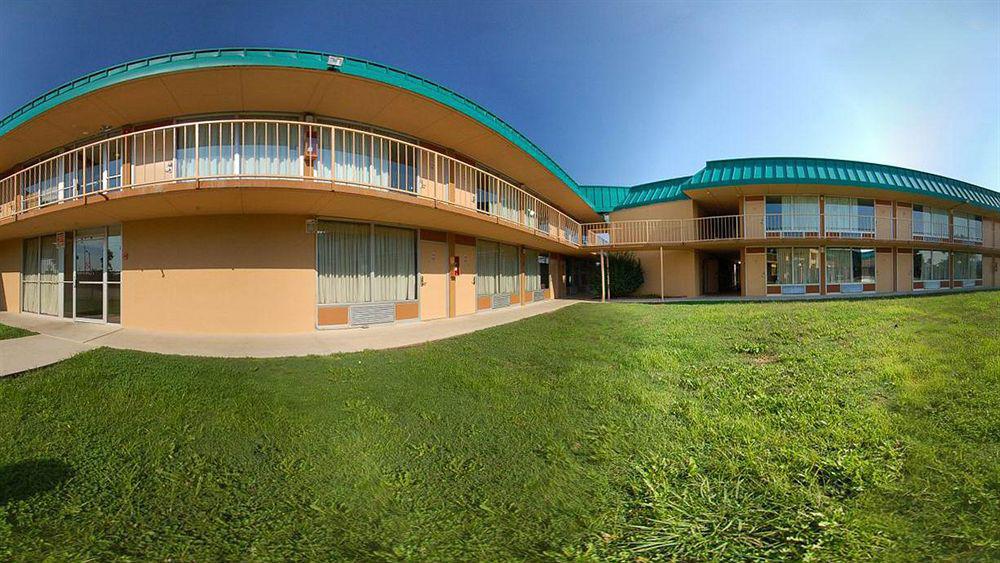 Red Roof Inn & Suites Cave City Ngoại thất bức ảnh