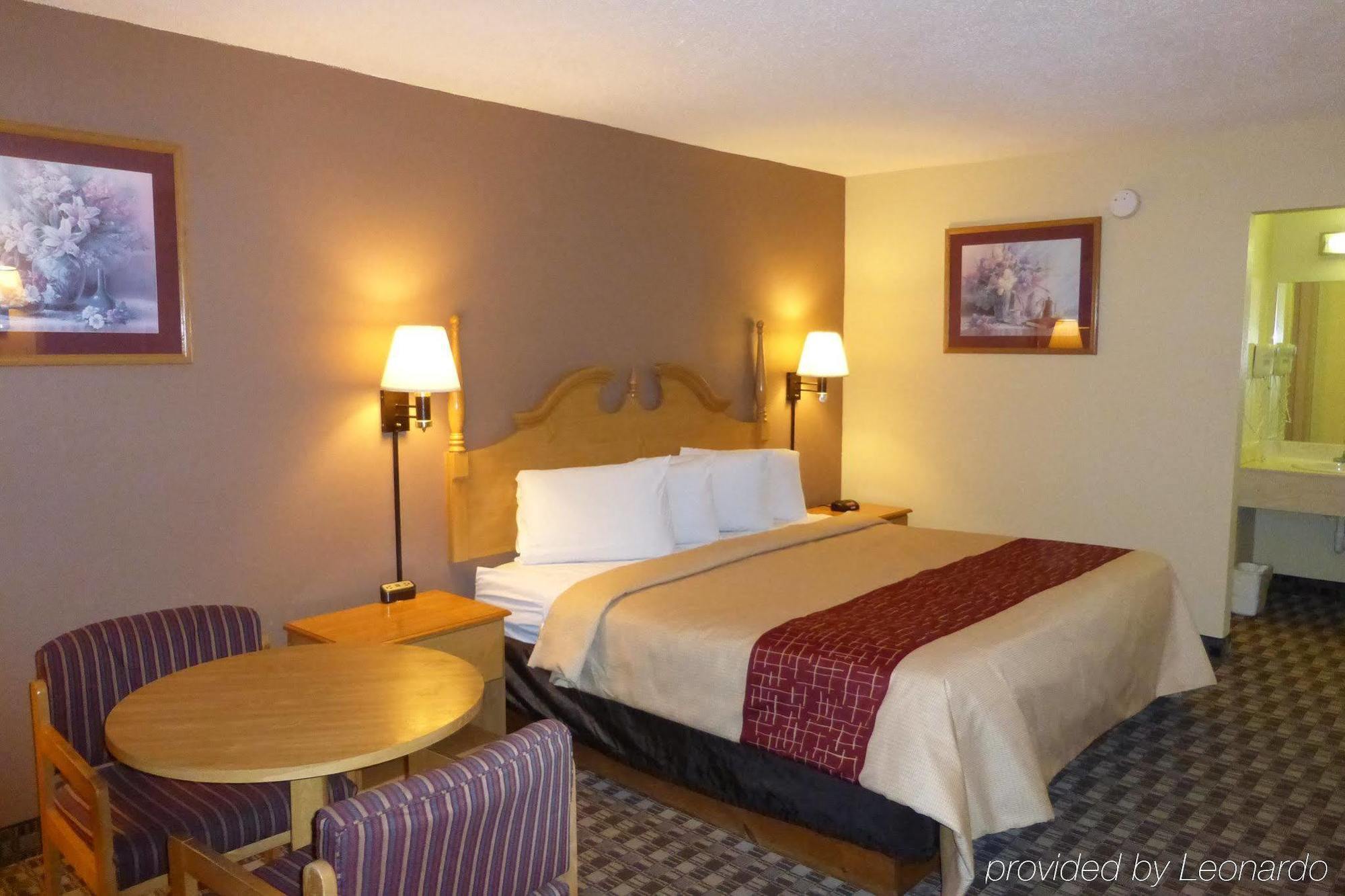 Red Roof Inn & Suites Cave City Ngoại thất bức ảnh